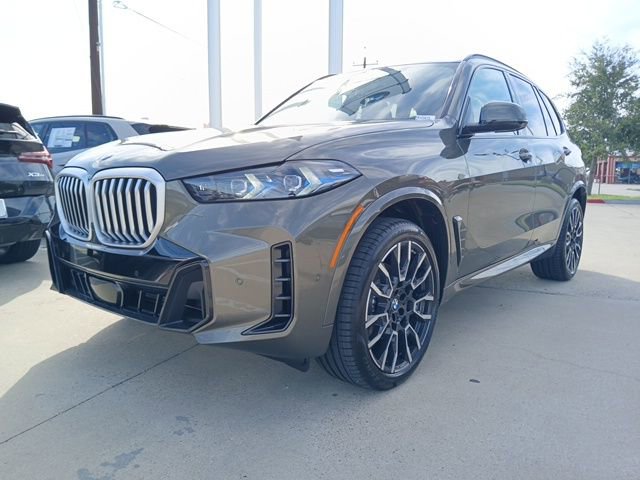 New 2026 BMW X5 sDrive40i image 3