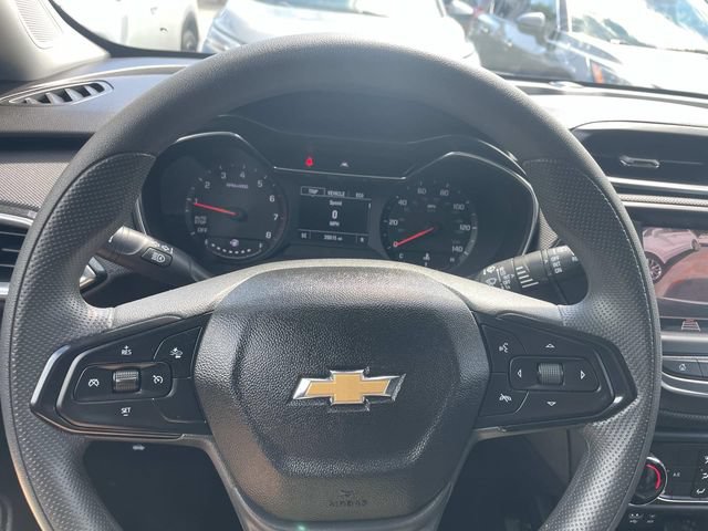 Used 2023 Chevrolet TrailBlazer LT FWD image 31