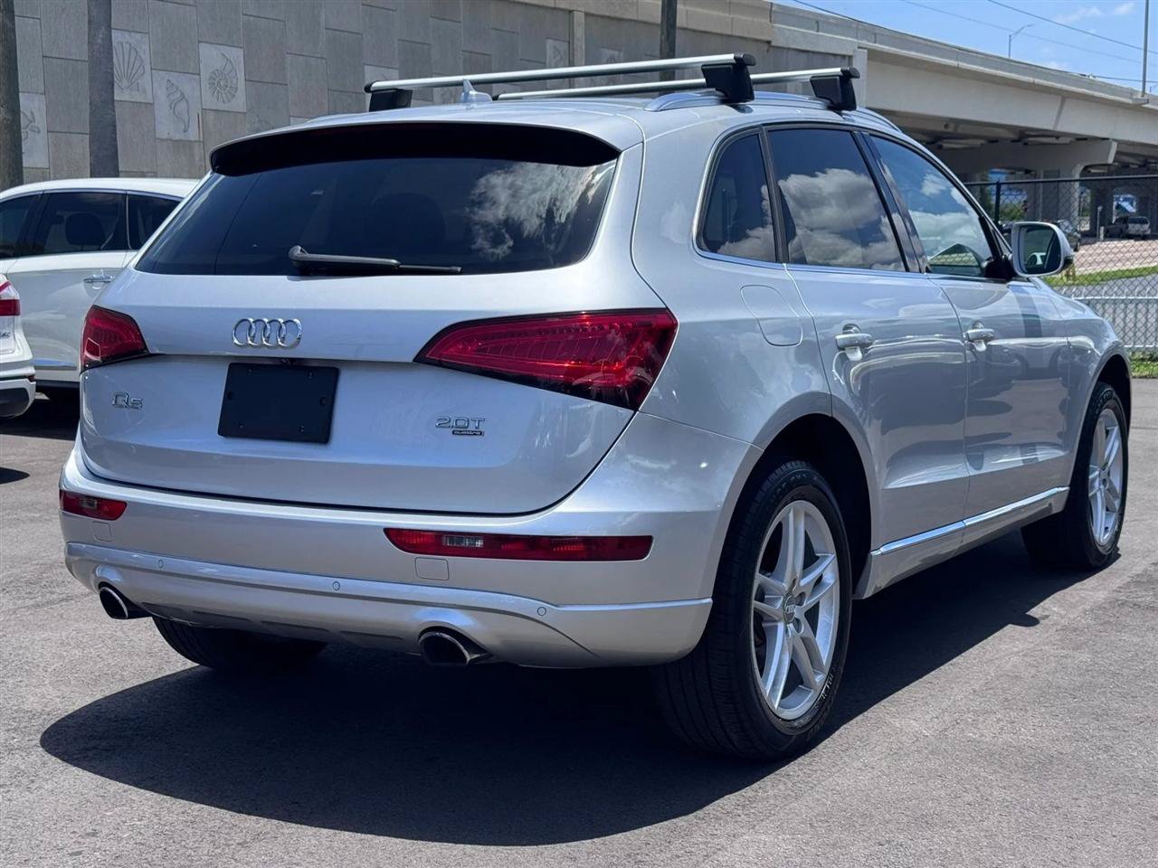 Used 2013 Audi Q5 2.0T Premium Plus AWD/4WD image 9