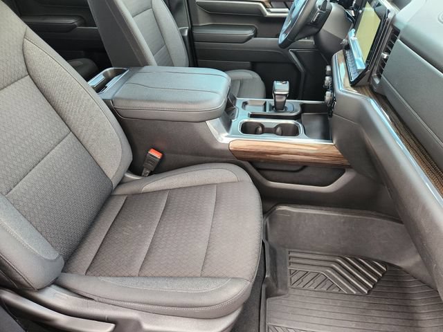 Used 2025 Chevrolet Silverado 1500 RST w/ Z71 Off-Road Package AWD/4WD image 21