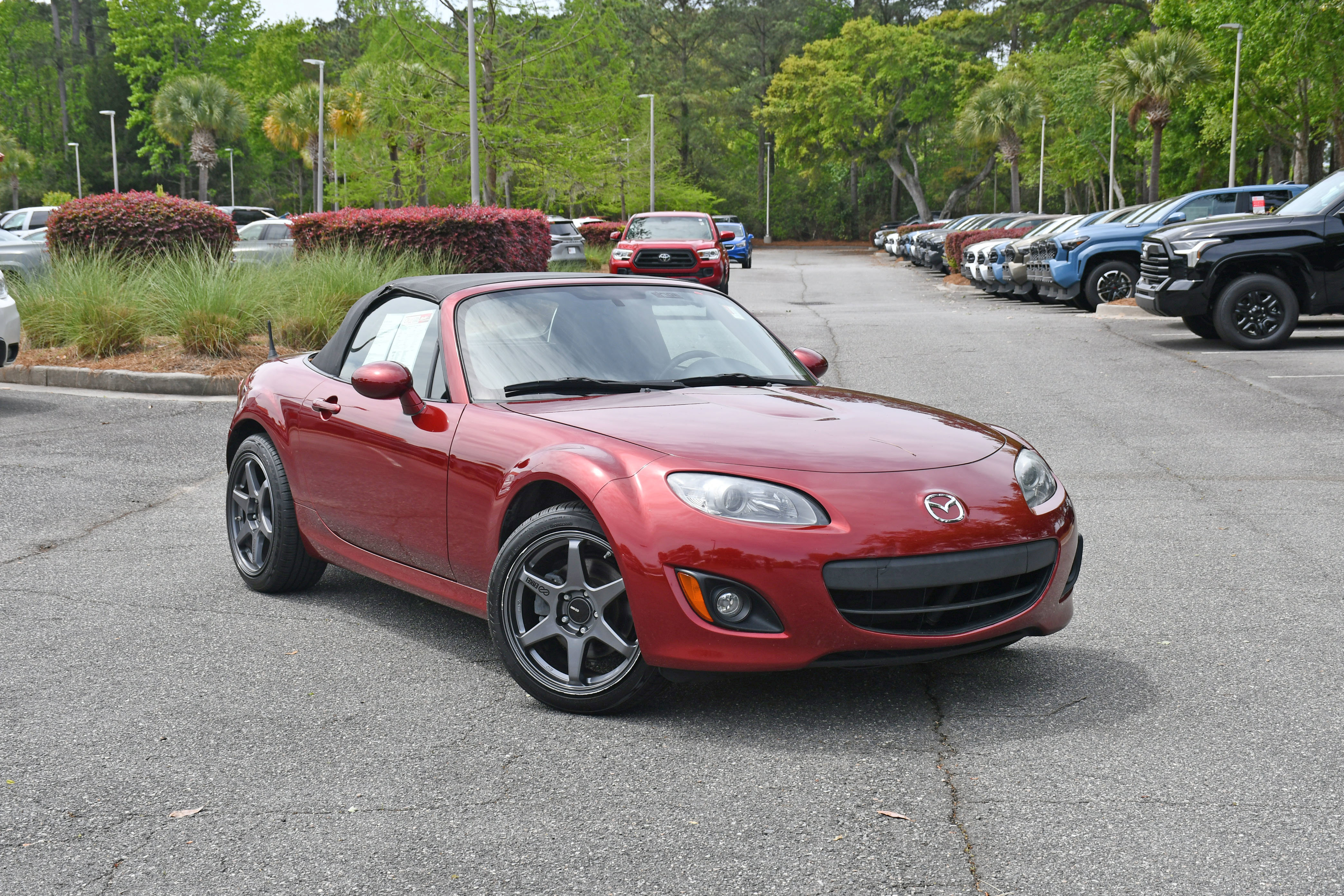 Used 2009 MAZDA MX-5 Miata Sport RWD image 6