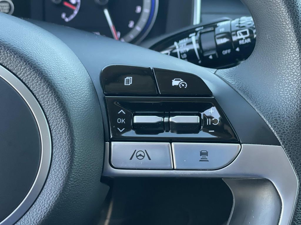 Certified 2023 Hyundai Tucson SEL image 9
