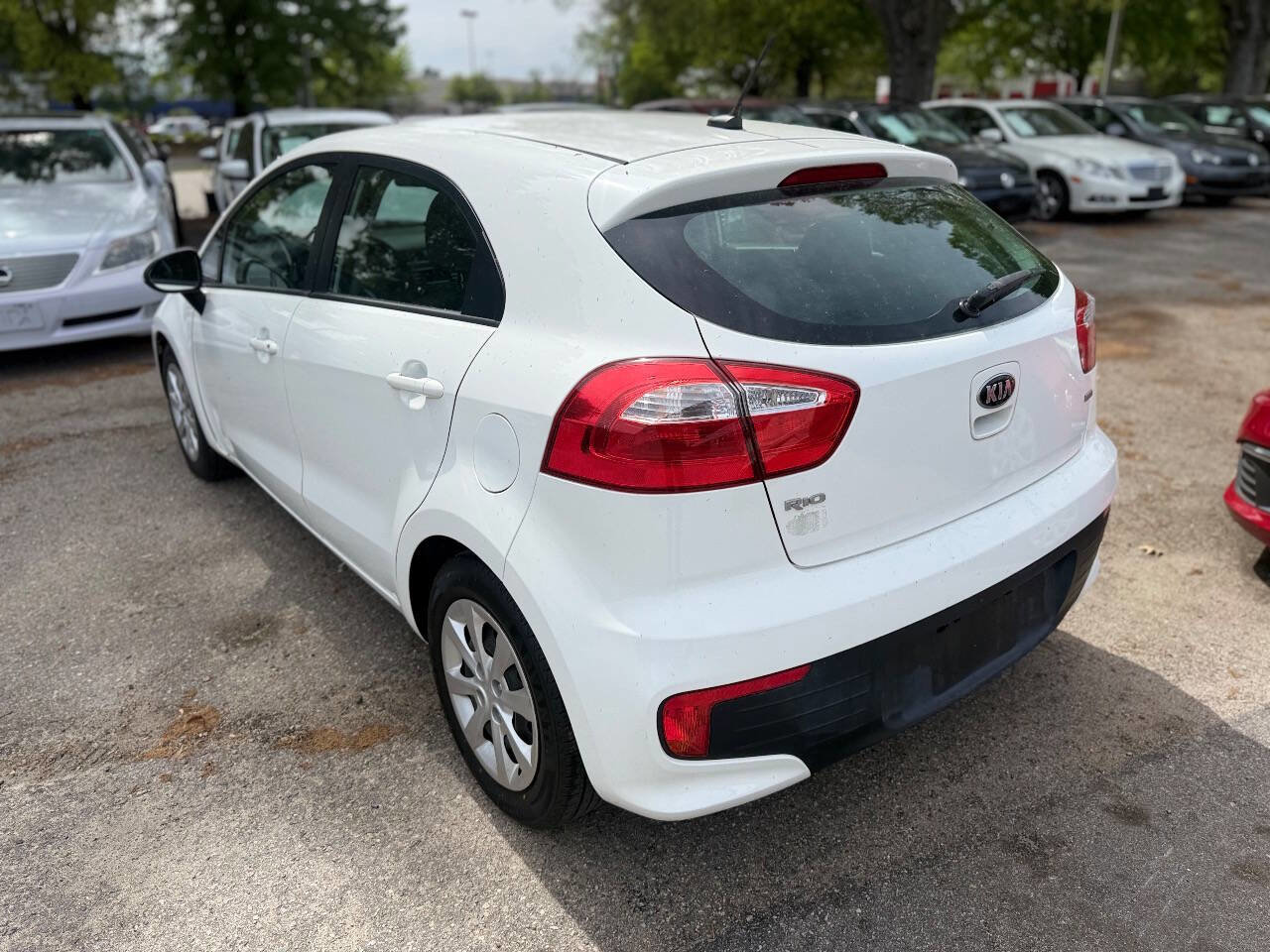 Used 2016 Kia Rio LX w/ Power Package FWD image 7