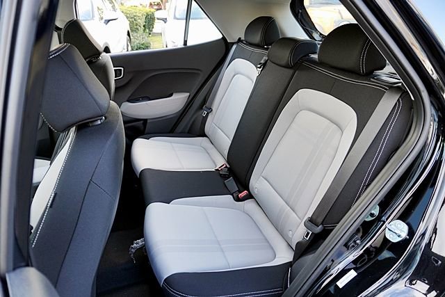 New 2026 Hyundai Venue SEL FWD image 20