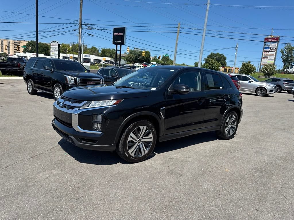 Used 2024 Mitsubishi Outlander Sport SE AWD/4WD image 3