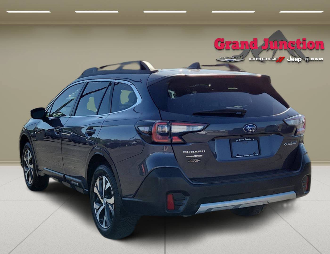 Used 2022 Subaru Outback Limited AWD/4WD image 5