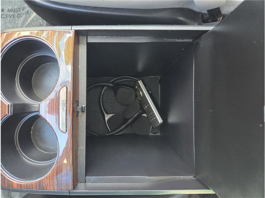 Used 2020 Toyota Sienna Limited Premium w/ Carpet Mat Package image 20