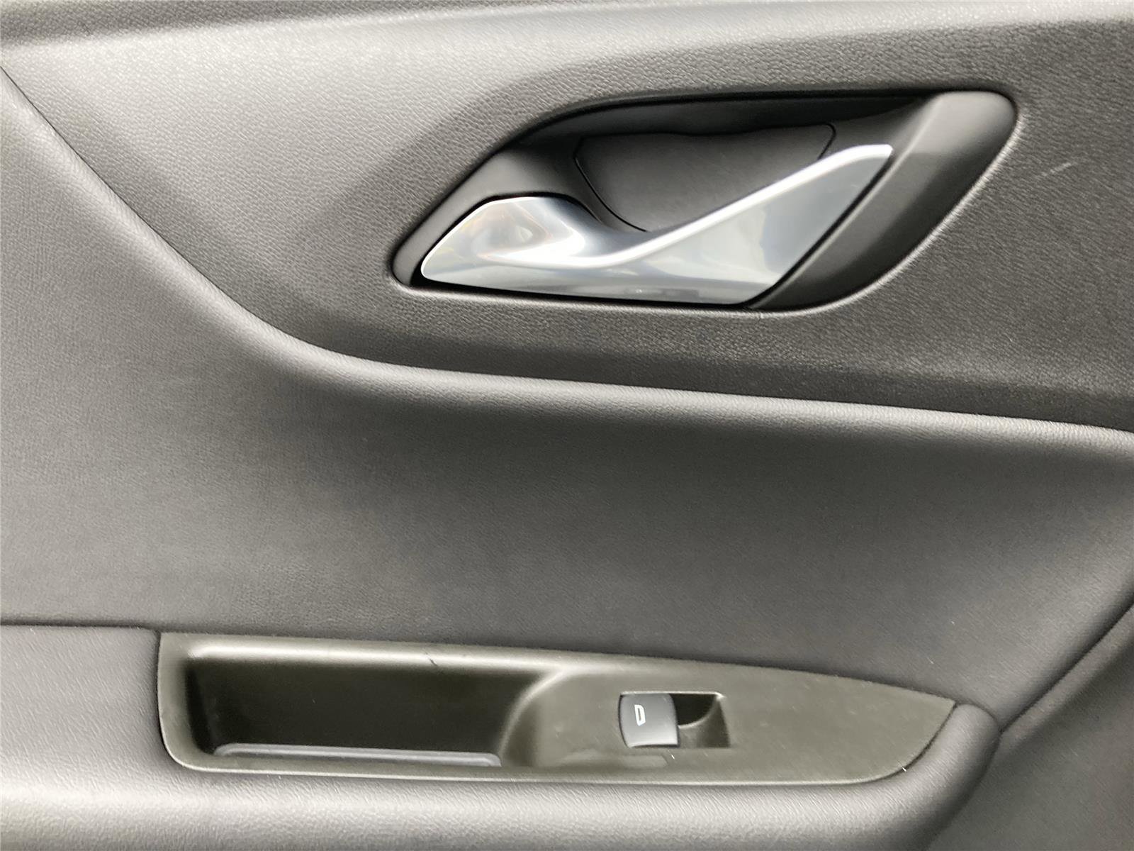 Used 2024 Chevrolet Blazer LT image 30