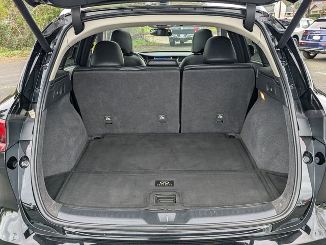 Used 2019 INFINITI QX50 Luxe w/ Navigation Package FWD image 29