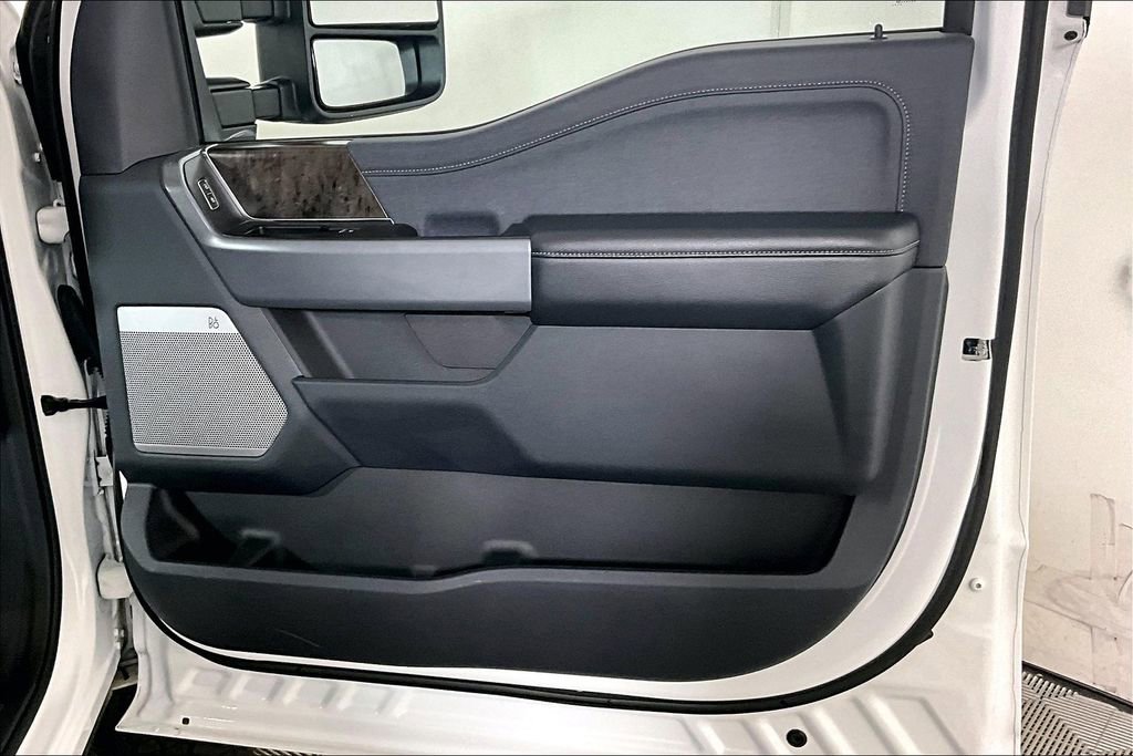 Used 2024 Ford F250 Lariat w/ Lariat Ultimate Package image 24