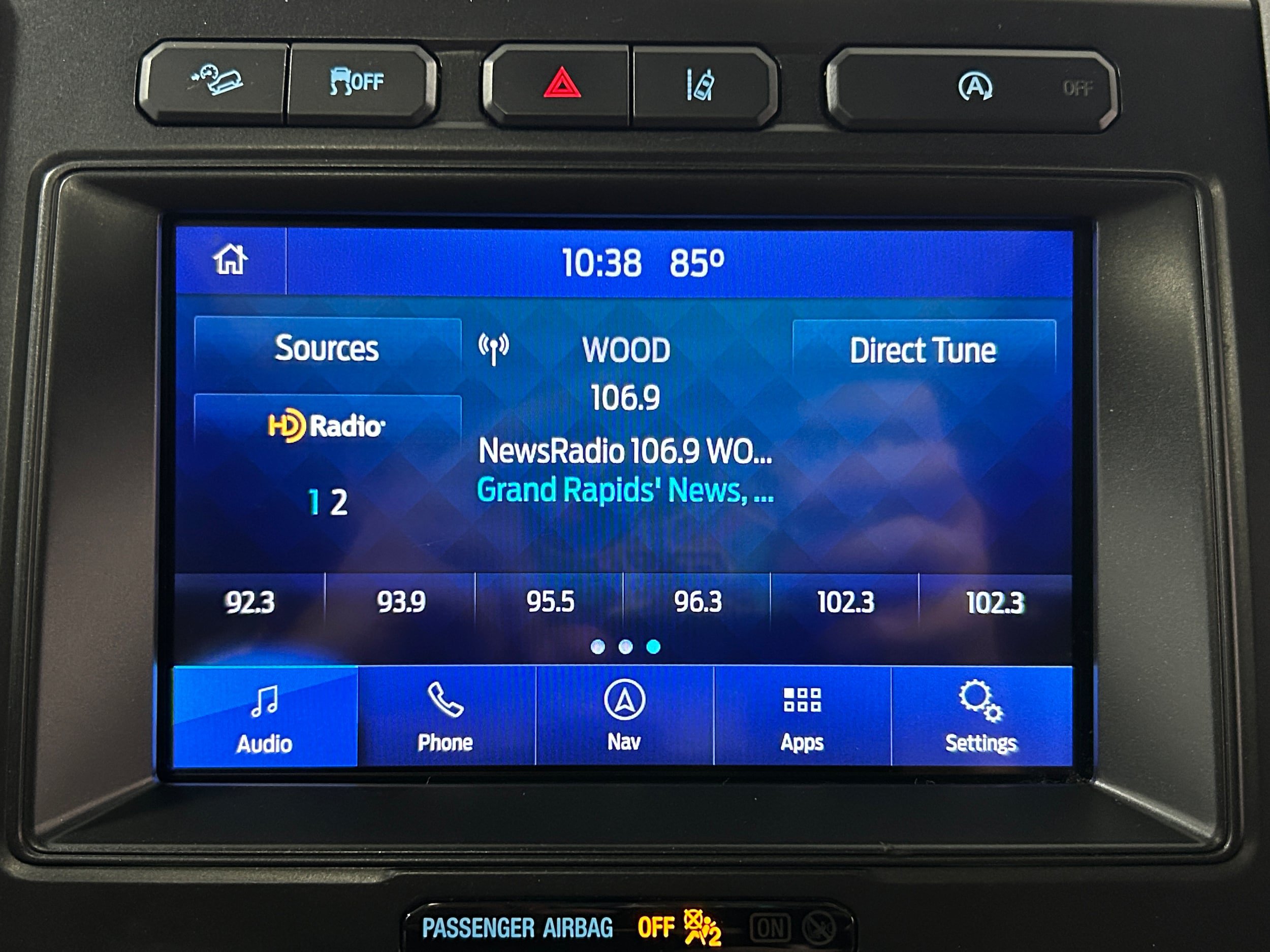 Used 2021 Ford Expedition Max Limited AWD/4WD image 5