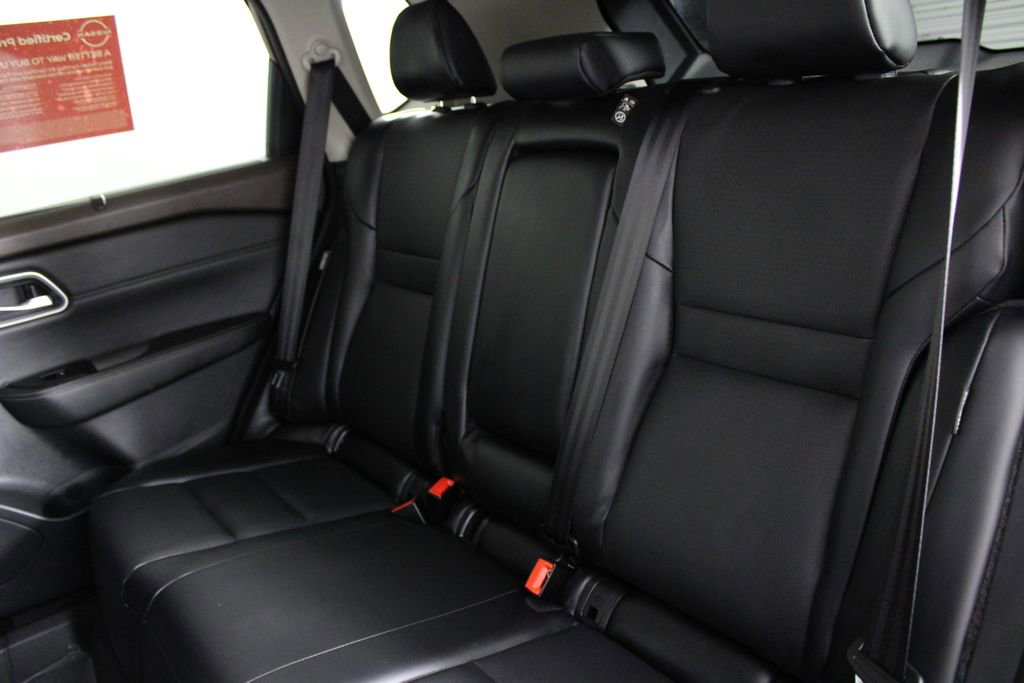 Certified 2021 Nissan Rogue SV w/ Premium Package image 21