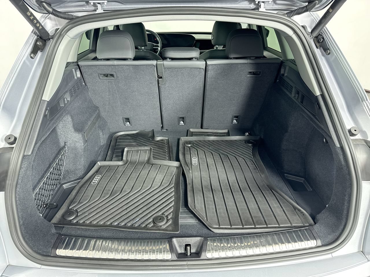 Used 2025 Audi Q5 Premium Plus w/ Premium Plus AWD/4WD image 35