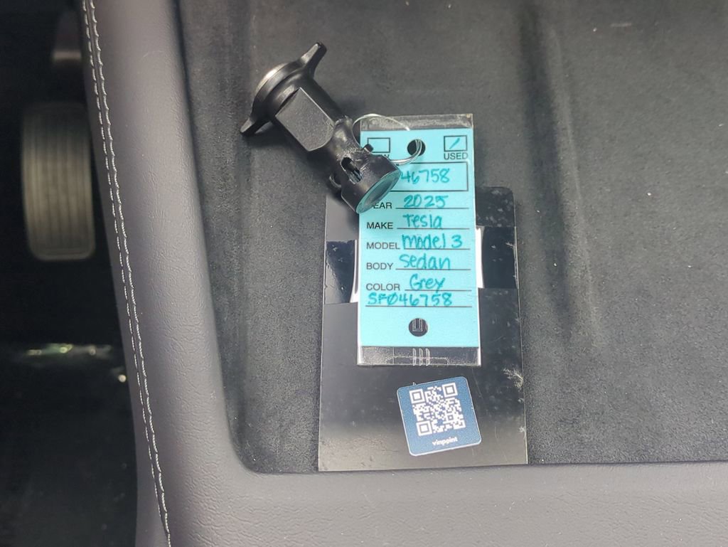 Used 2025 Tesla Model 3 Long Range image 30