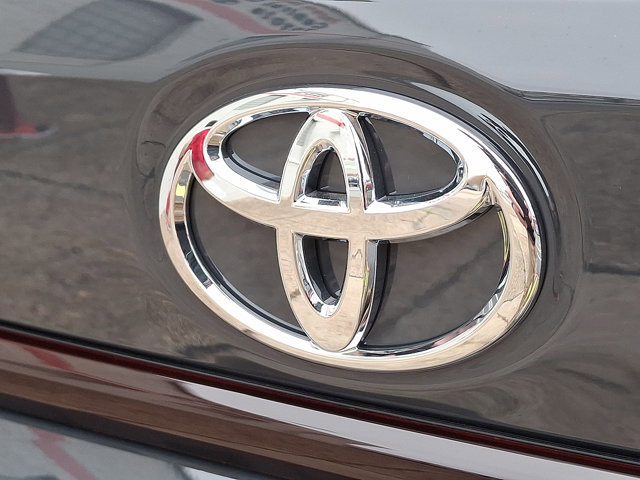 Used 2026 Toyota Corolla LE image 29