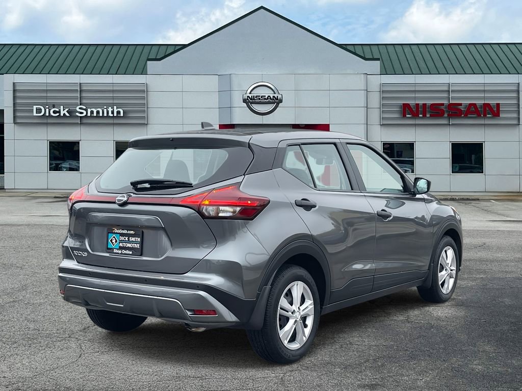 Used 2025 Nissan Kicks Play S image 6