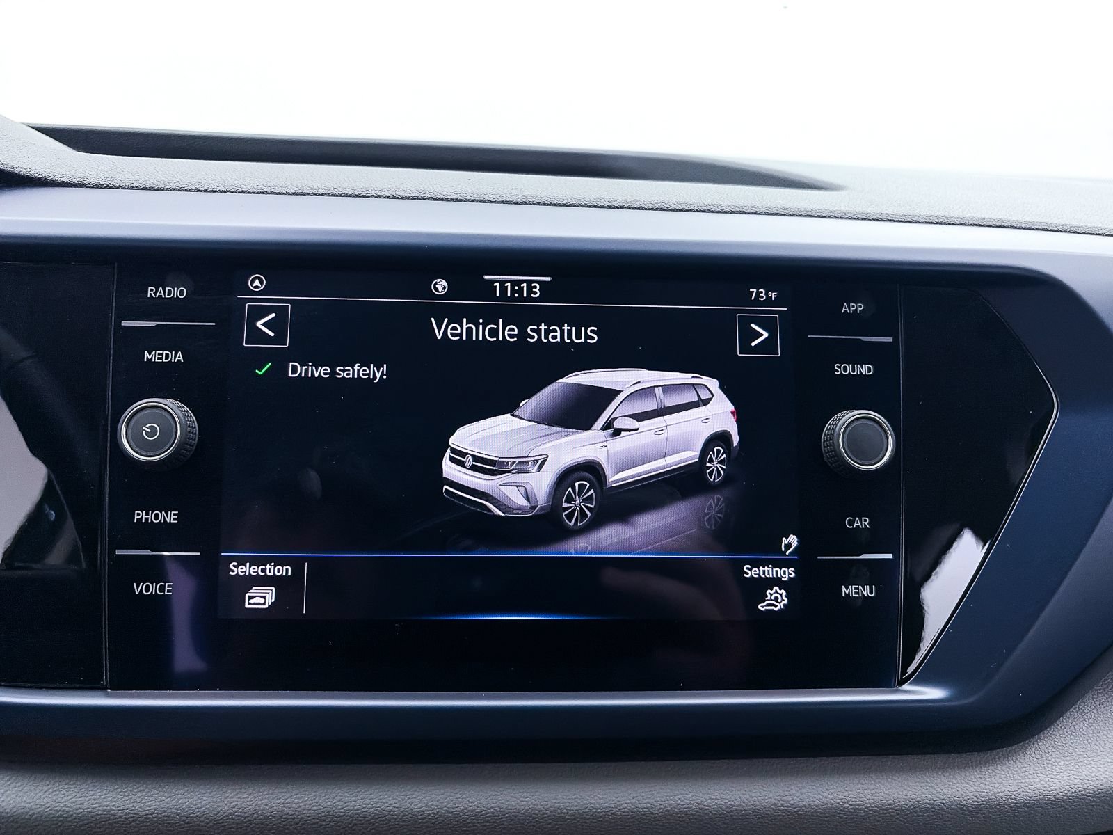 Used 2022 Volkswagen Taos SE FWD image 6