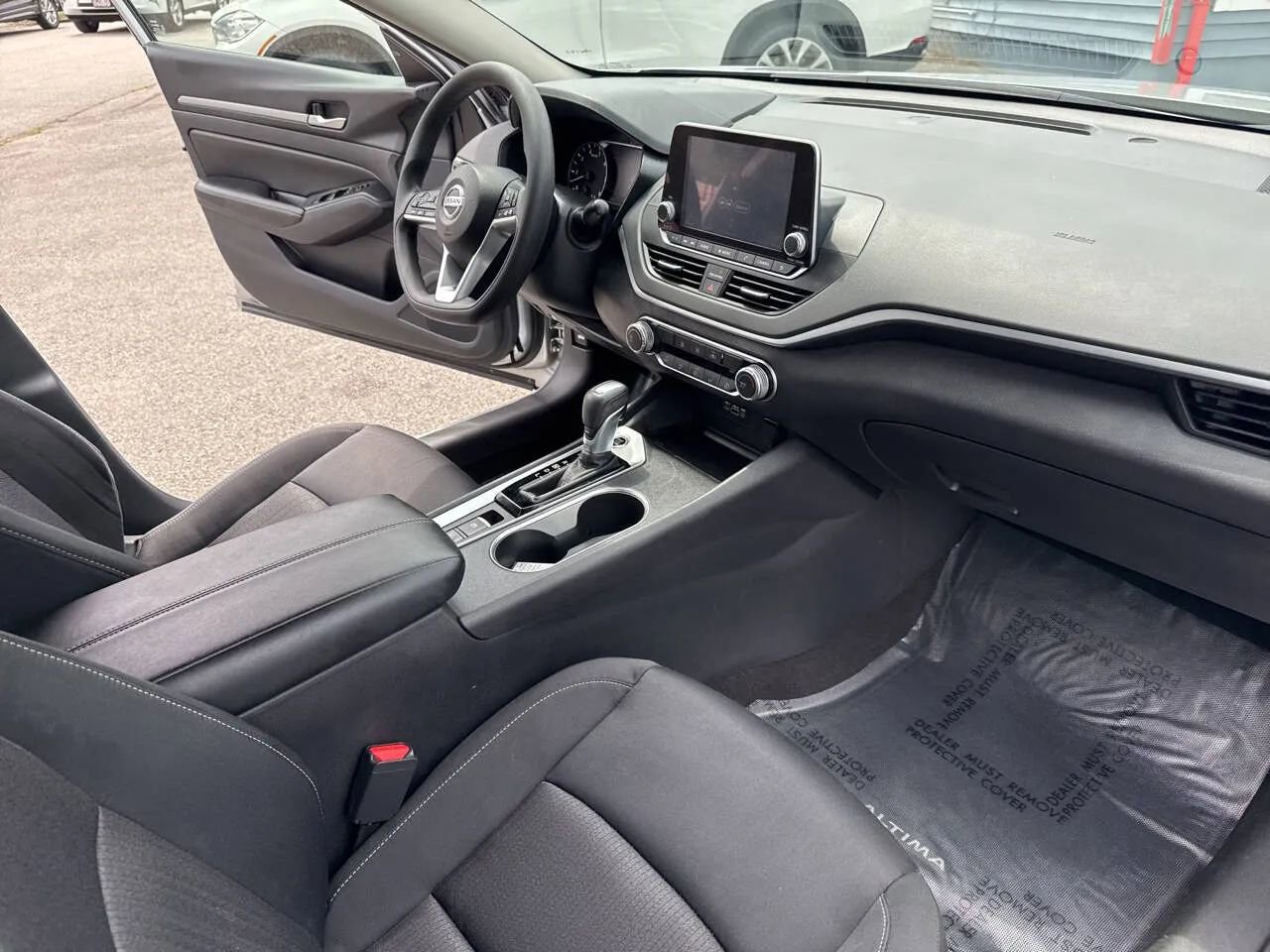 Used 2022 Nissan Altima 2.5 SV image 29