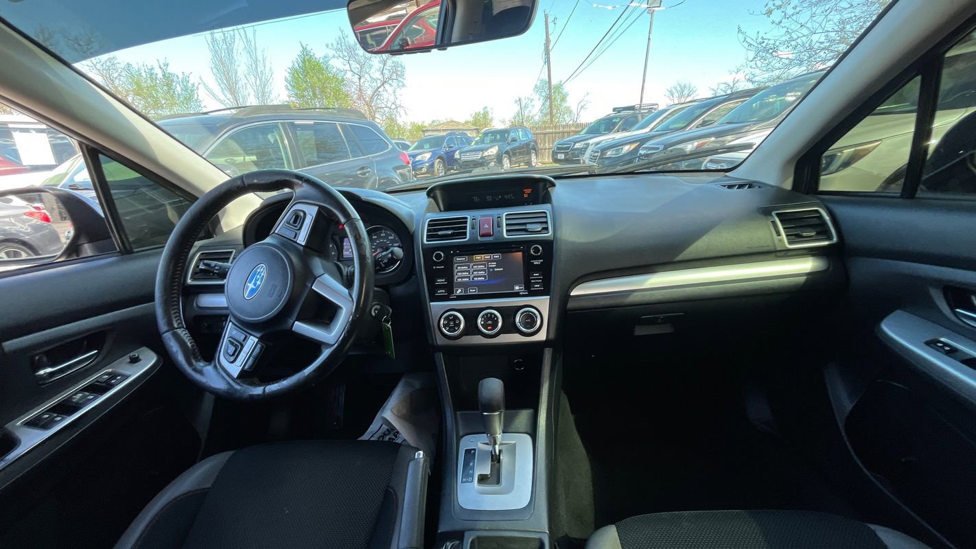 Used 2017 Subaru Crosstrek 2.0i Premium w/ Moonroof Package image 17