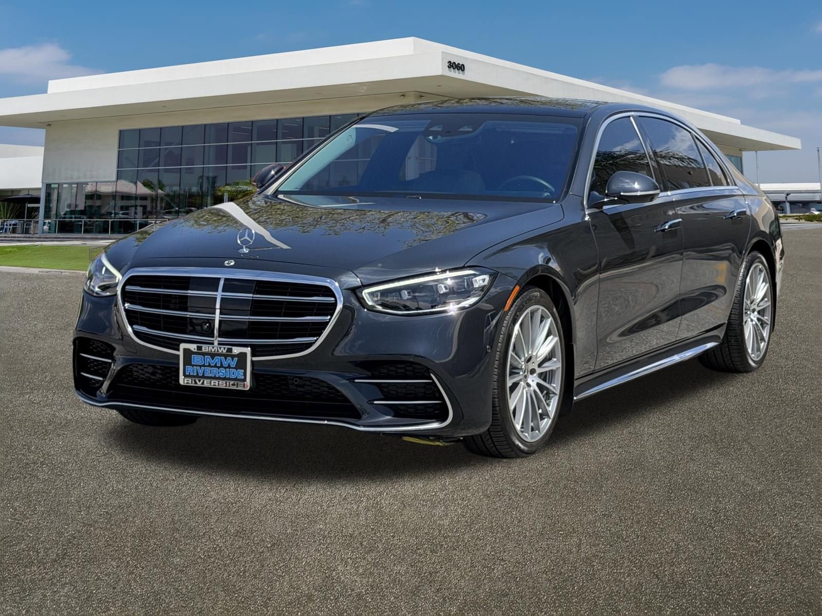 Used 2021 Mercedes-Benz S 580 4MATIC Sedan image 4