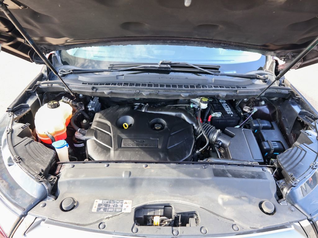 Used 2018 Ford Edge Titanium w/ Equipment Group 301A image 34