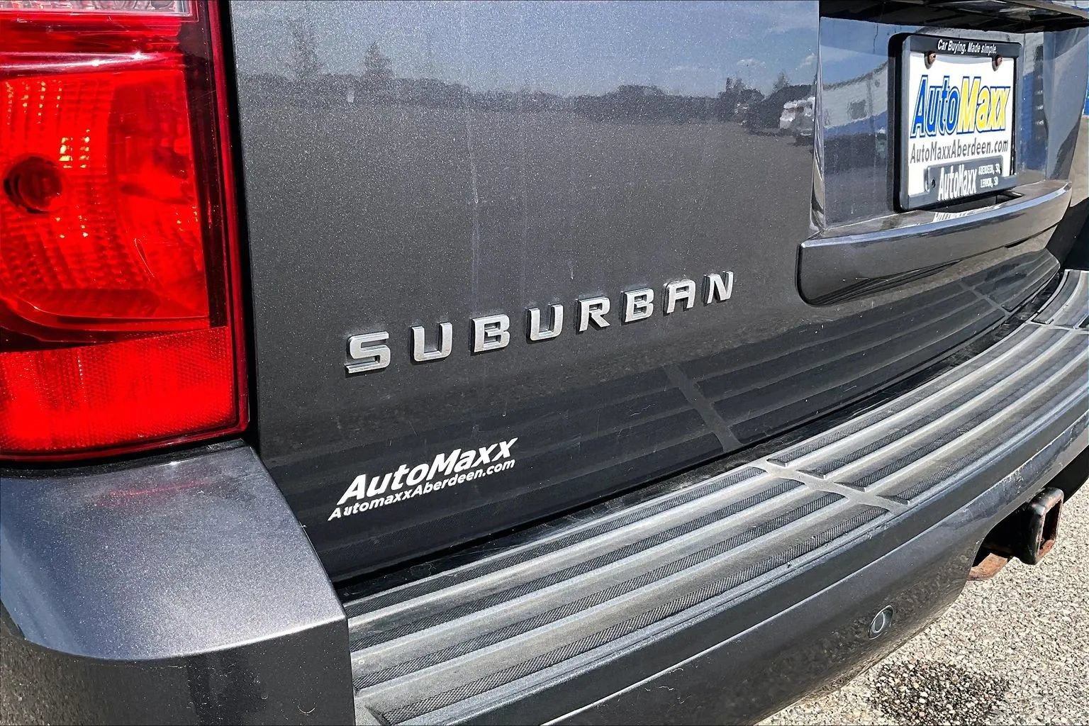 Used 2010 Chevrolet Suburban LT AWD/4WD image 25