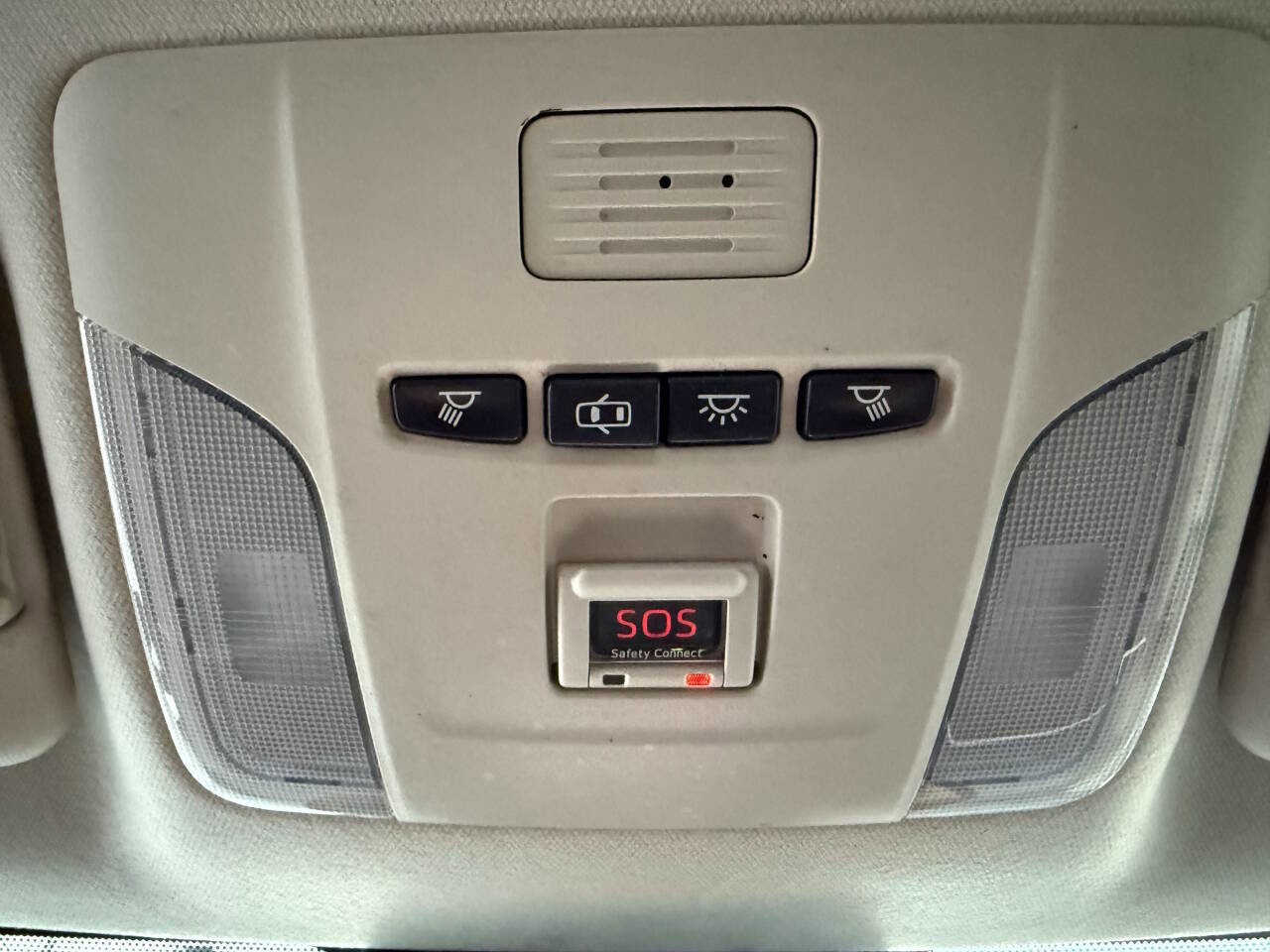 Used 2020 Toyota Corolla LE image 22