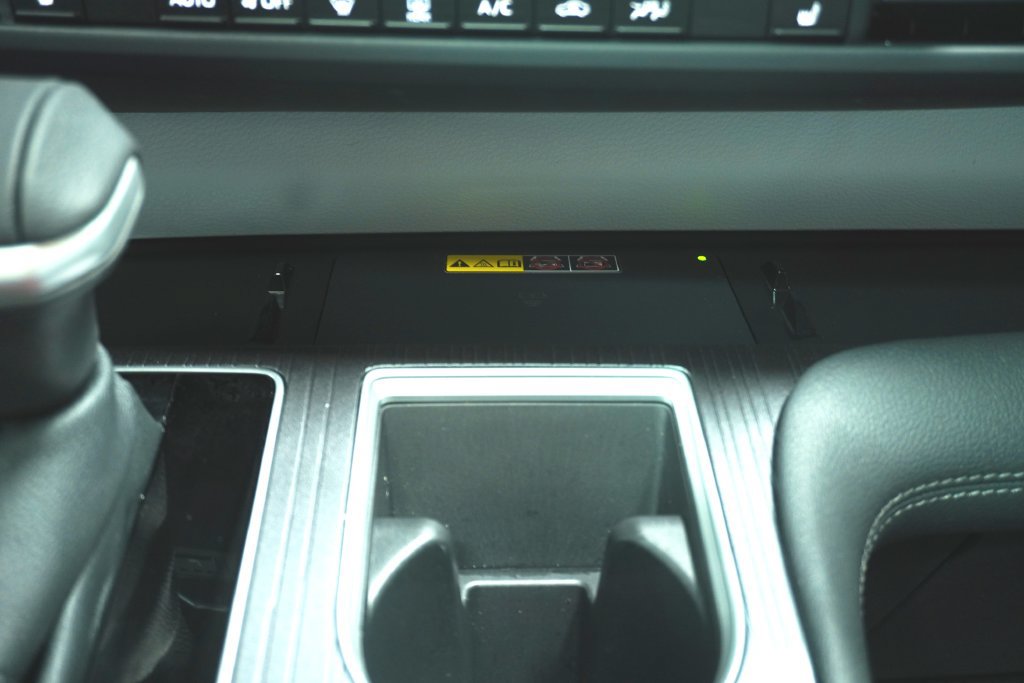 Used 2025 Toyota Sienna XLE w/ XLE Plus Package AWD/4WD image 22