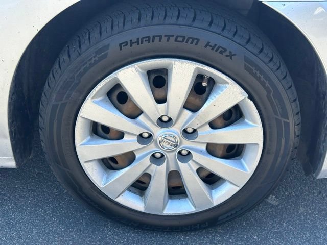 Used 2016 Nissan Sentra S FWD image 14