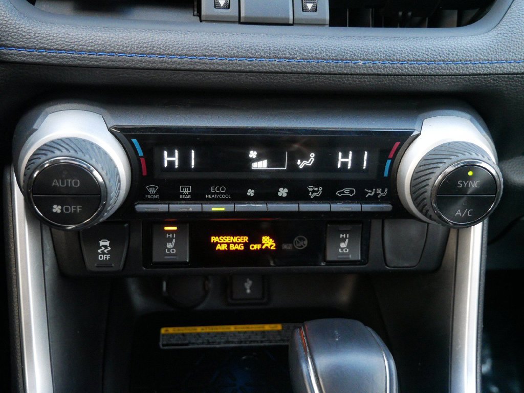 Used 2020 Toyota RAV4 XSE AWD/4WD image 22