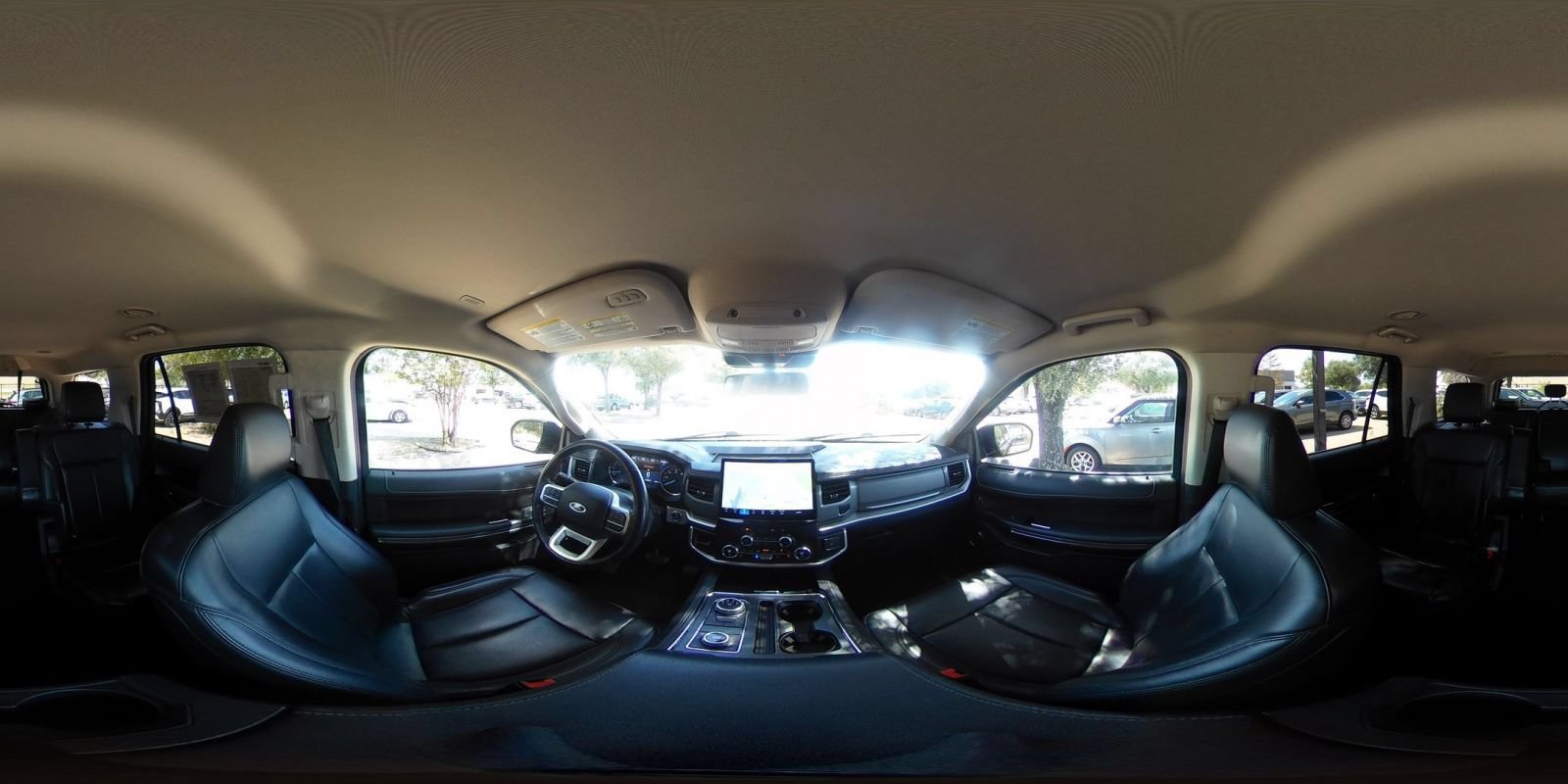 Used 2023 Ford Expedition XLT AWD/4WD image 44