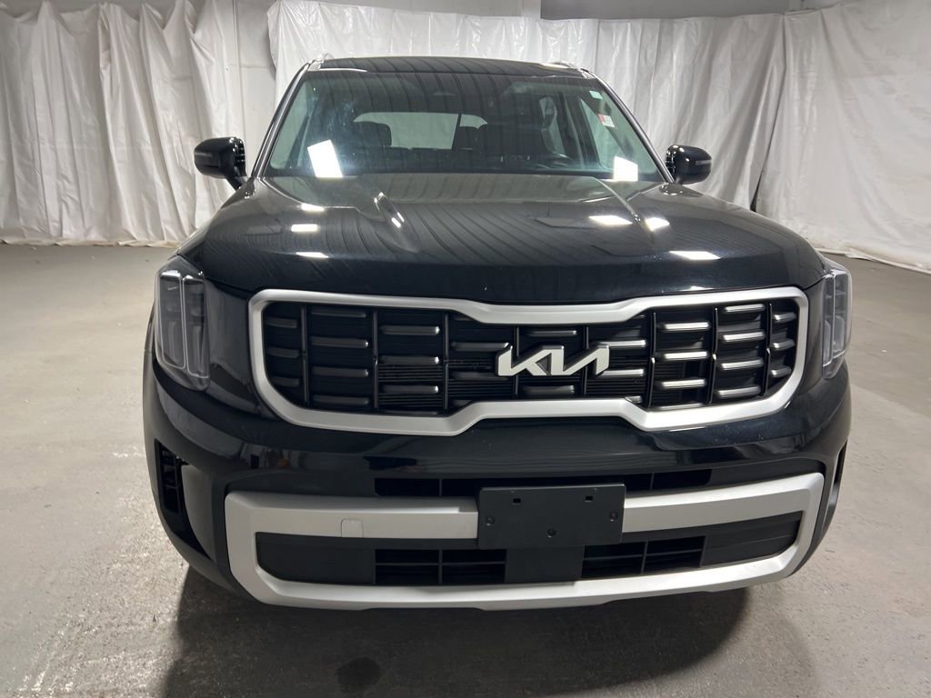 Used 2025 Kia Telluride S image 2