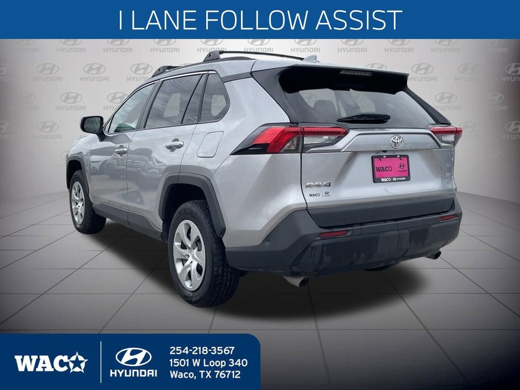 Used 2019 Toyota RAV4 LE image 10
