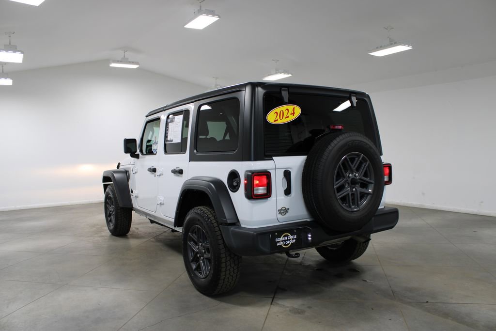 Used 2024 Jeep Wrangler Sport S image 7