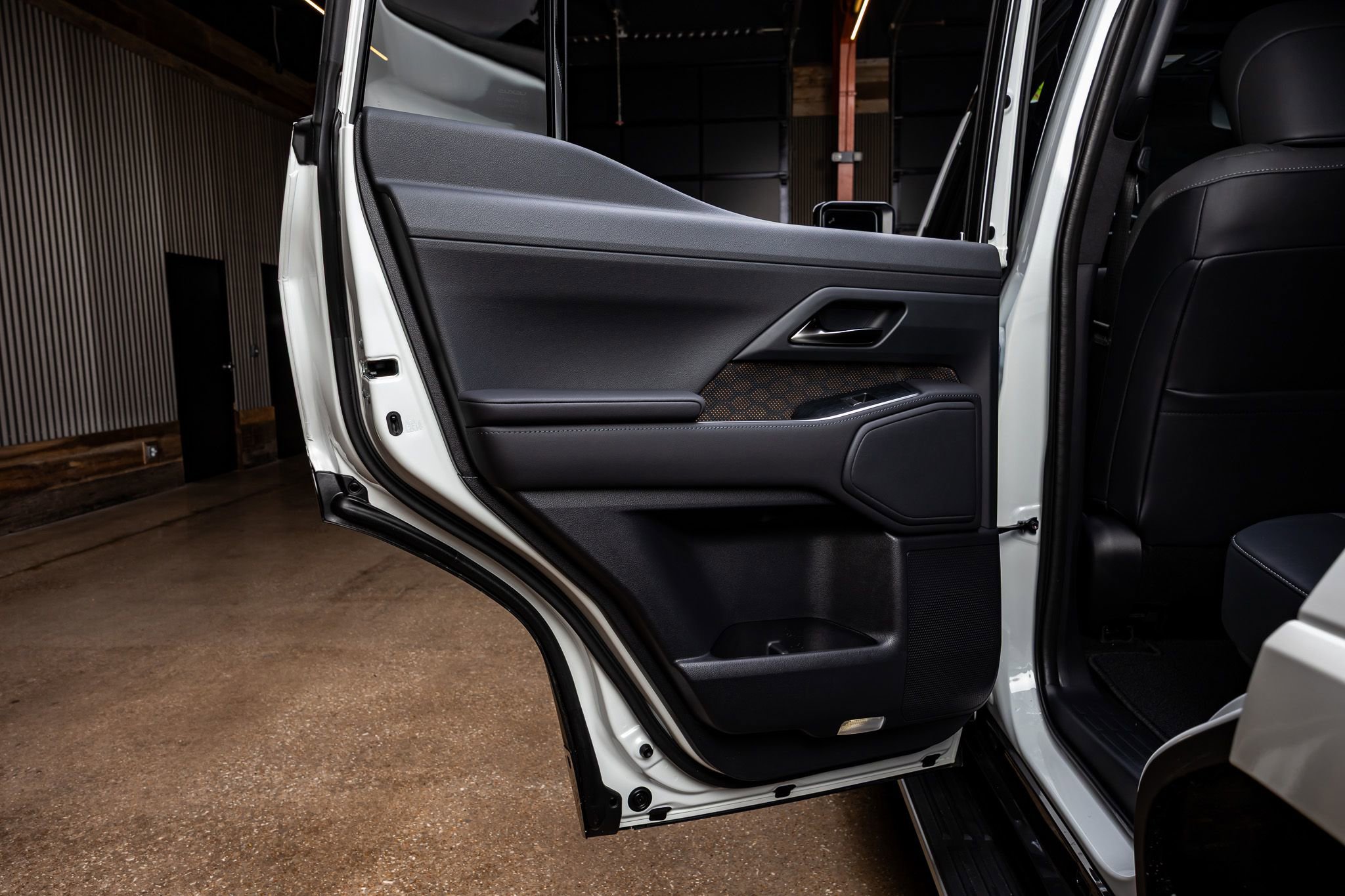 Used 2025 Lexus GX 550 image 39