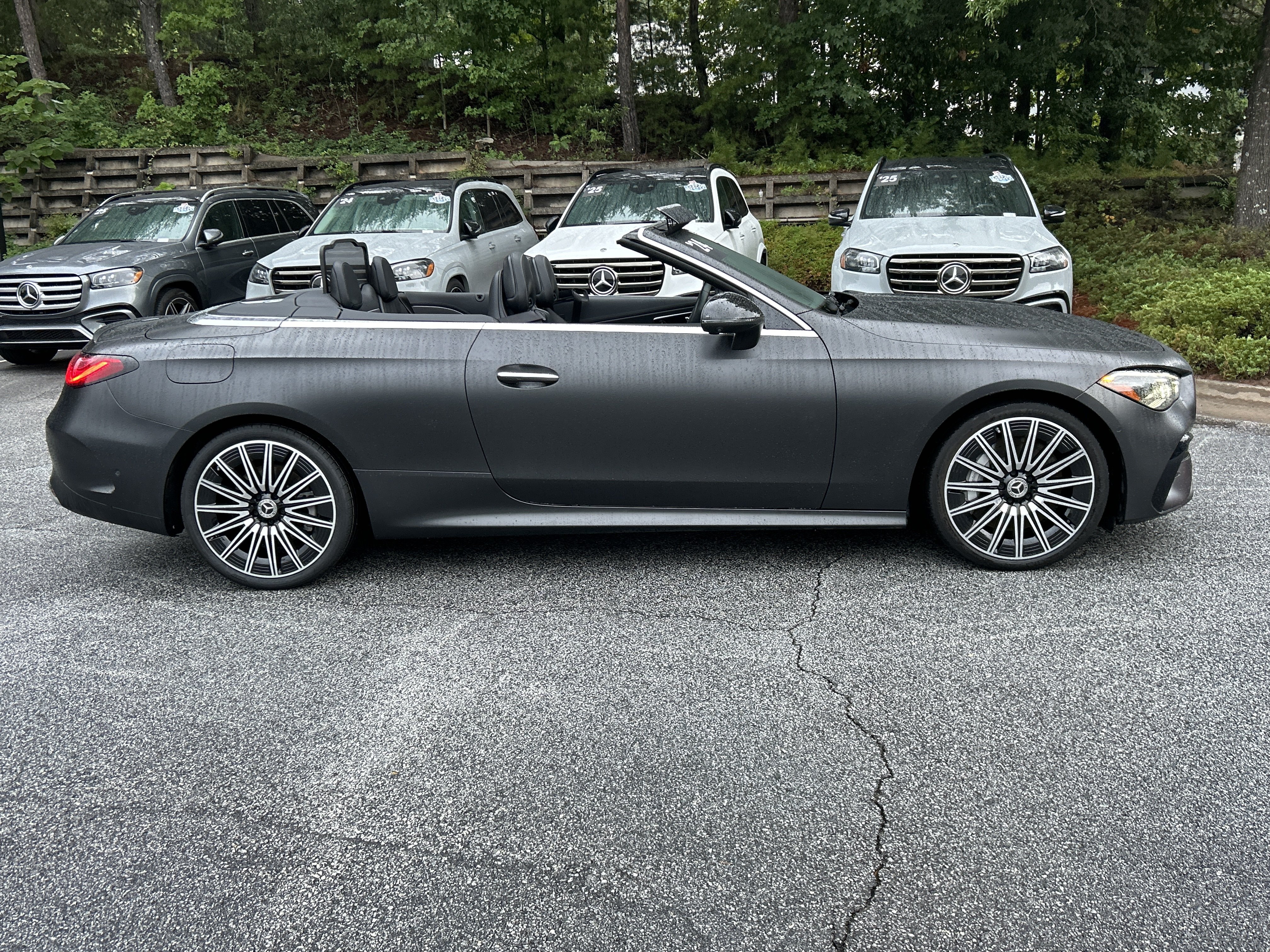 Certified 2024 Mercedes-Benz CLE 450 4MATIC Cabriolet image 10