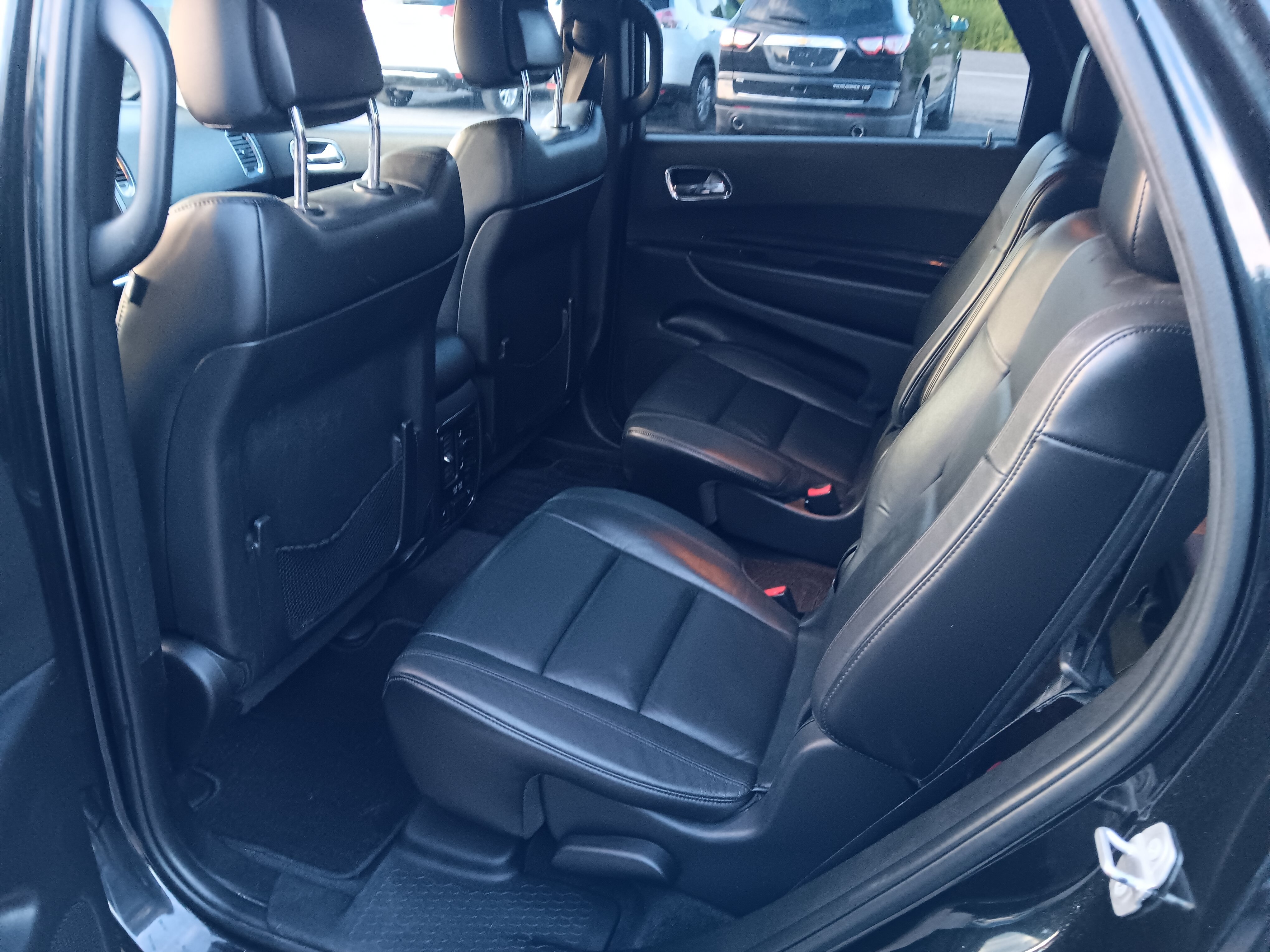 Used 2015 Dodge Durango Limited w/ Premium Group AWD/4WD image 9