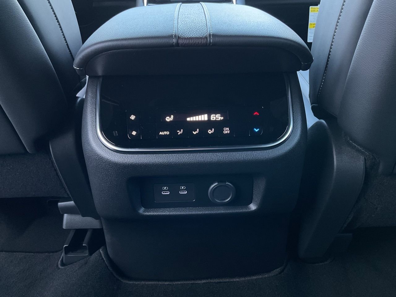 New 2026 Nissan Armada SL image 23