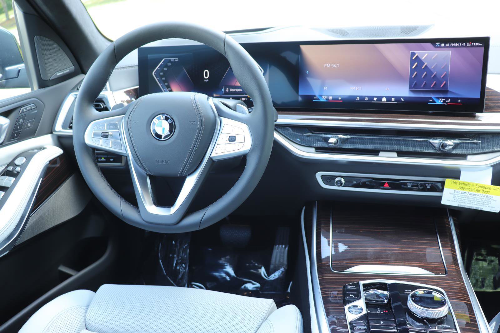 New 2026 BMW X7 xDrive40i w/ Premium Package image 34