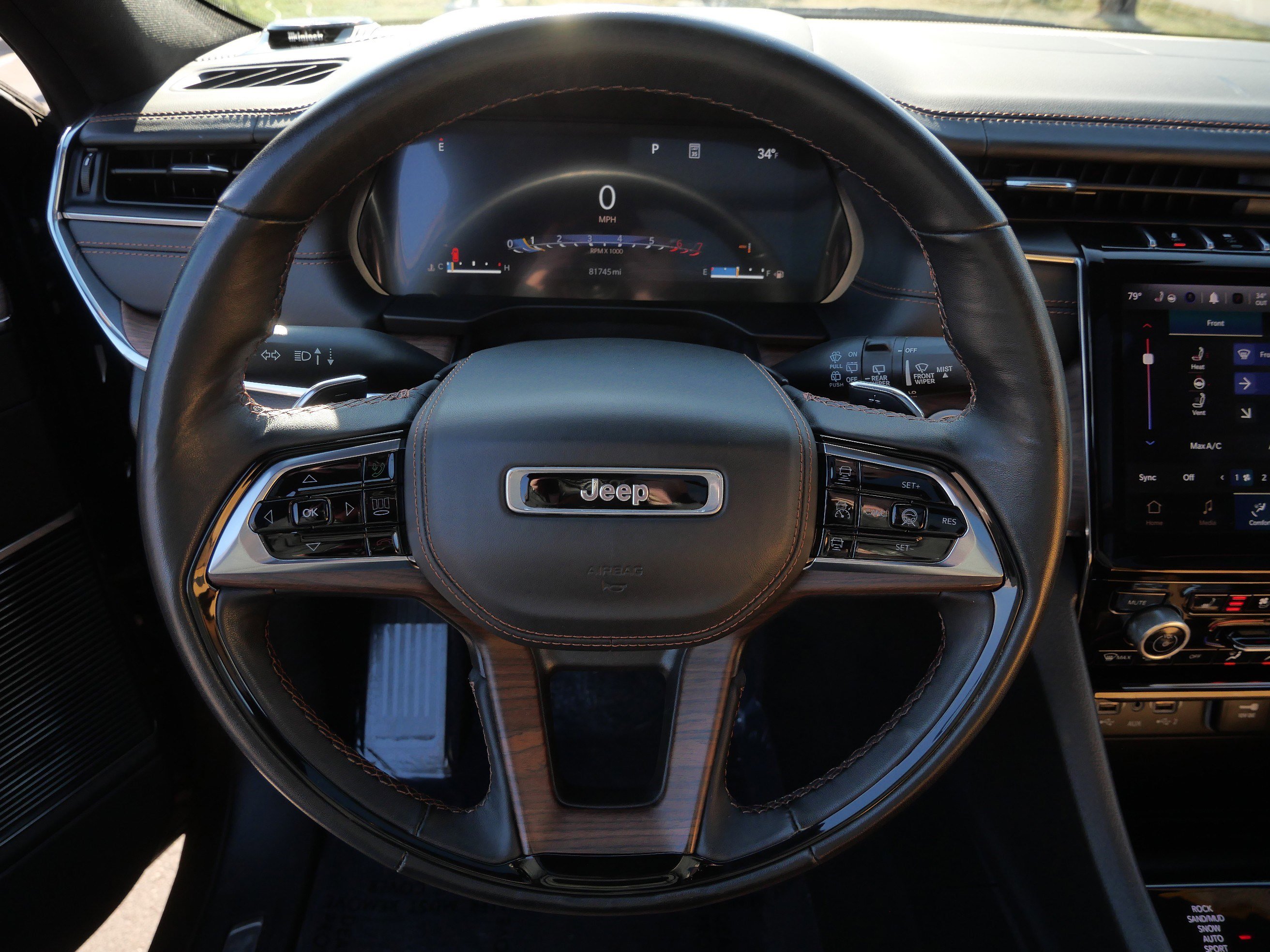 Used 2023 Jeep Grand Cherokee L Summit w/ High Altitude Package image 27