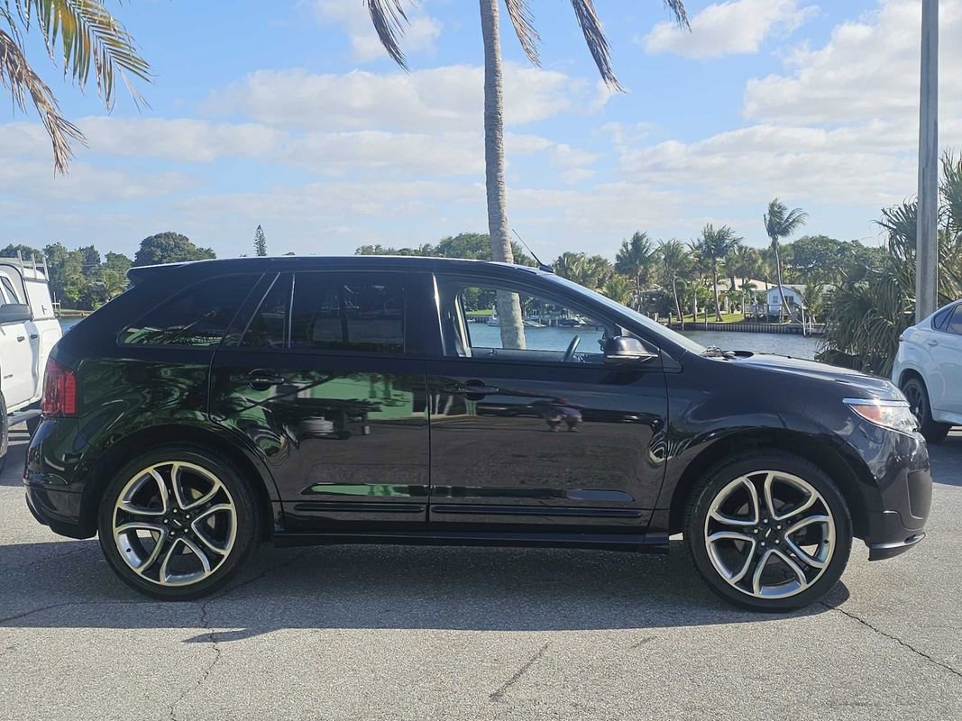 Used 2014 Ford Edge Sport w/ Driver Entry Package FWD image 17