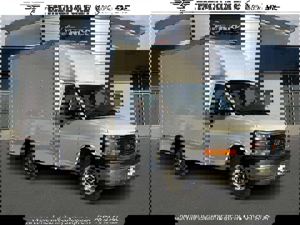 New 2025 GMC Savana 3500 w/ Power Convenience Package