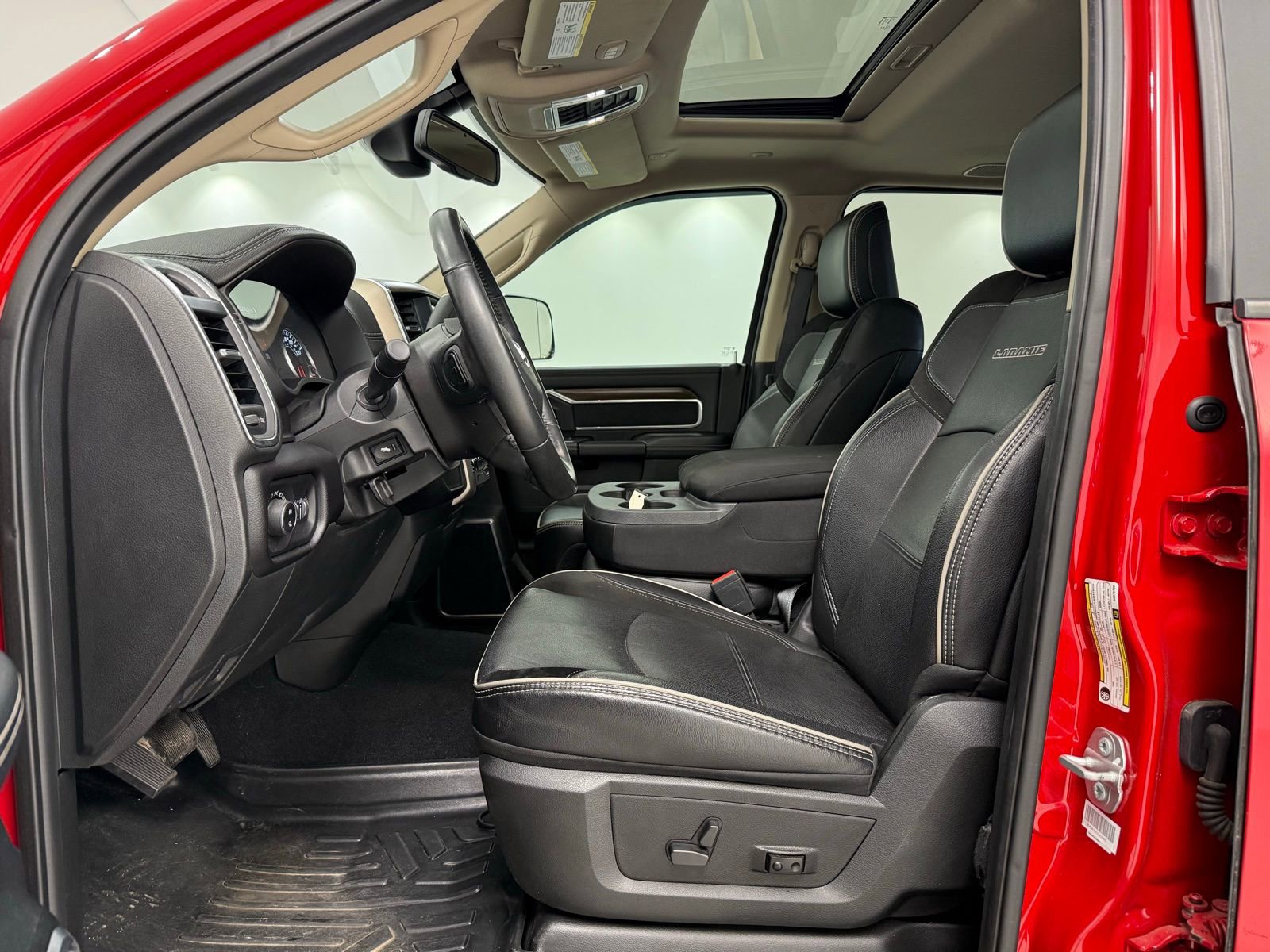 Used 2022 RAM 2500 Laramie image 22