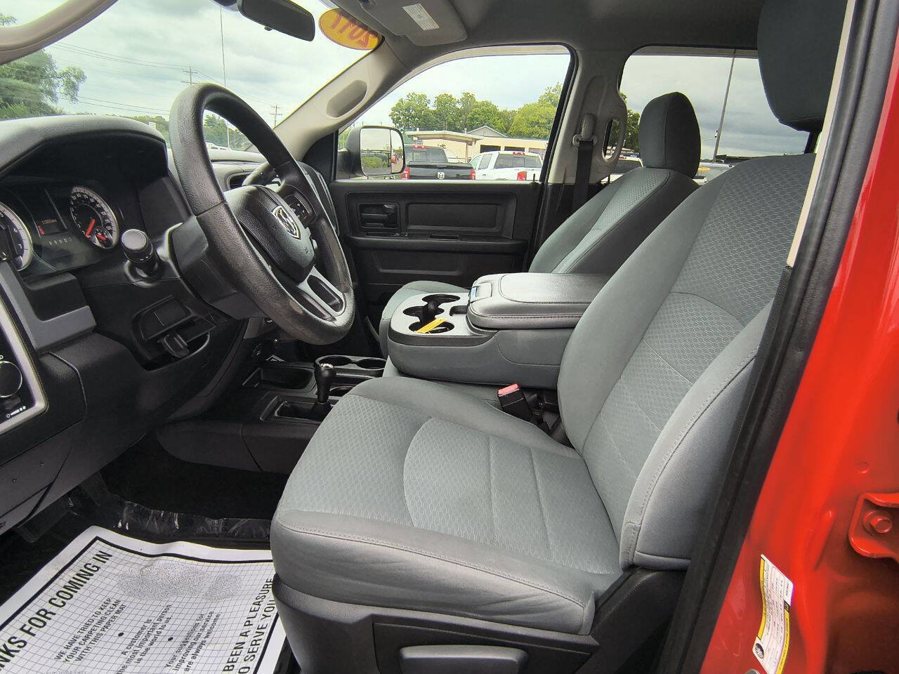 Used 2017 RAM 2500 Tradesman w/ Chrome Appearance Group image 12