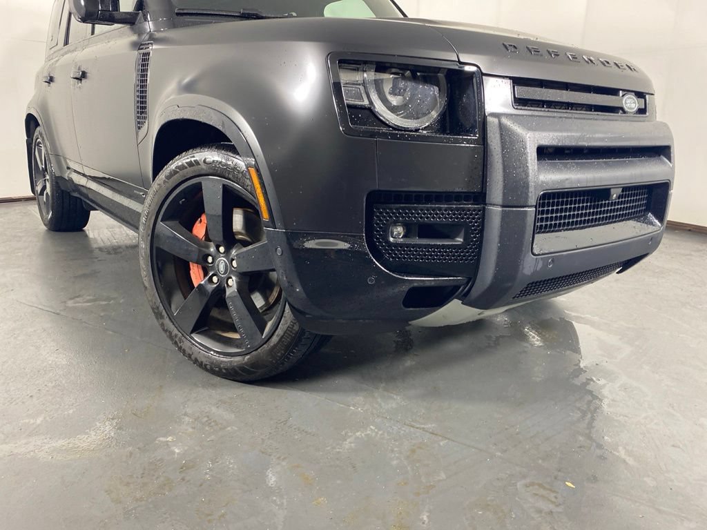 Used 2024 Land Rover Defender 110 X AWD/4WD image 3