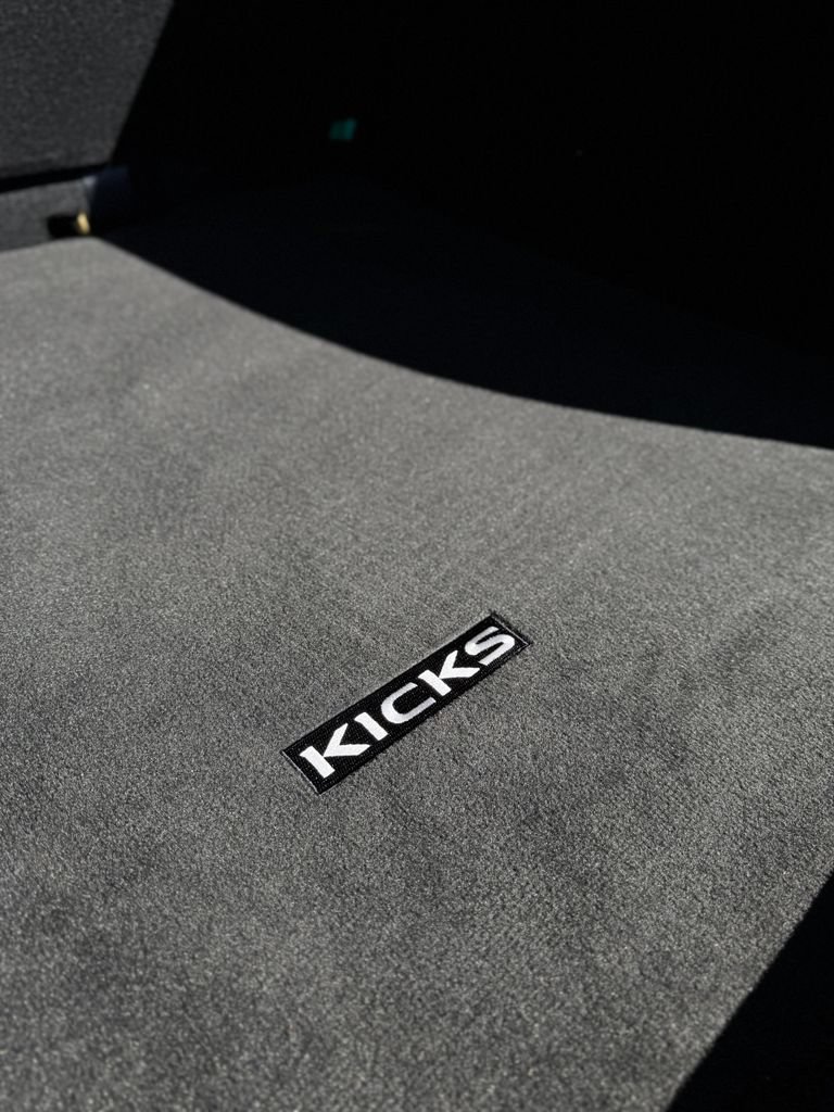 Used 2023 Nissan Kicks SV FWD image 13