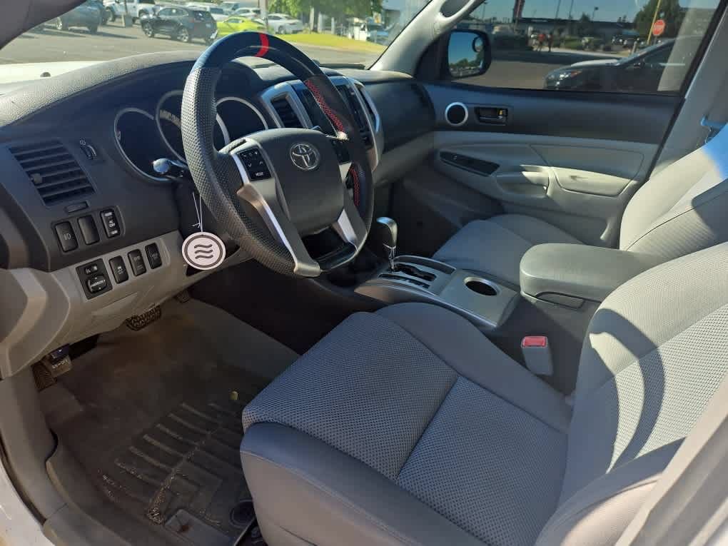 Used 2013 Toyota Tacoma 4x4 Double Cab w/ TRD Sport Pkg image 13