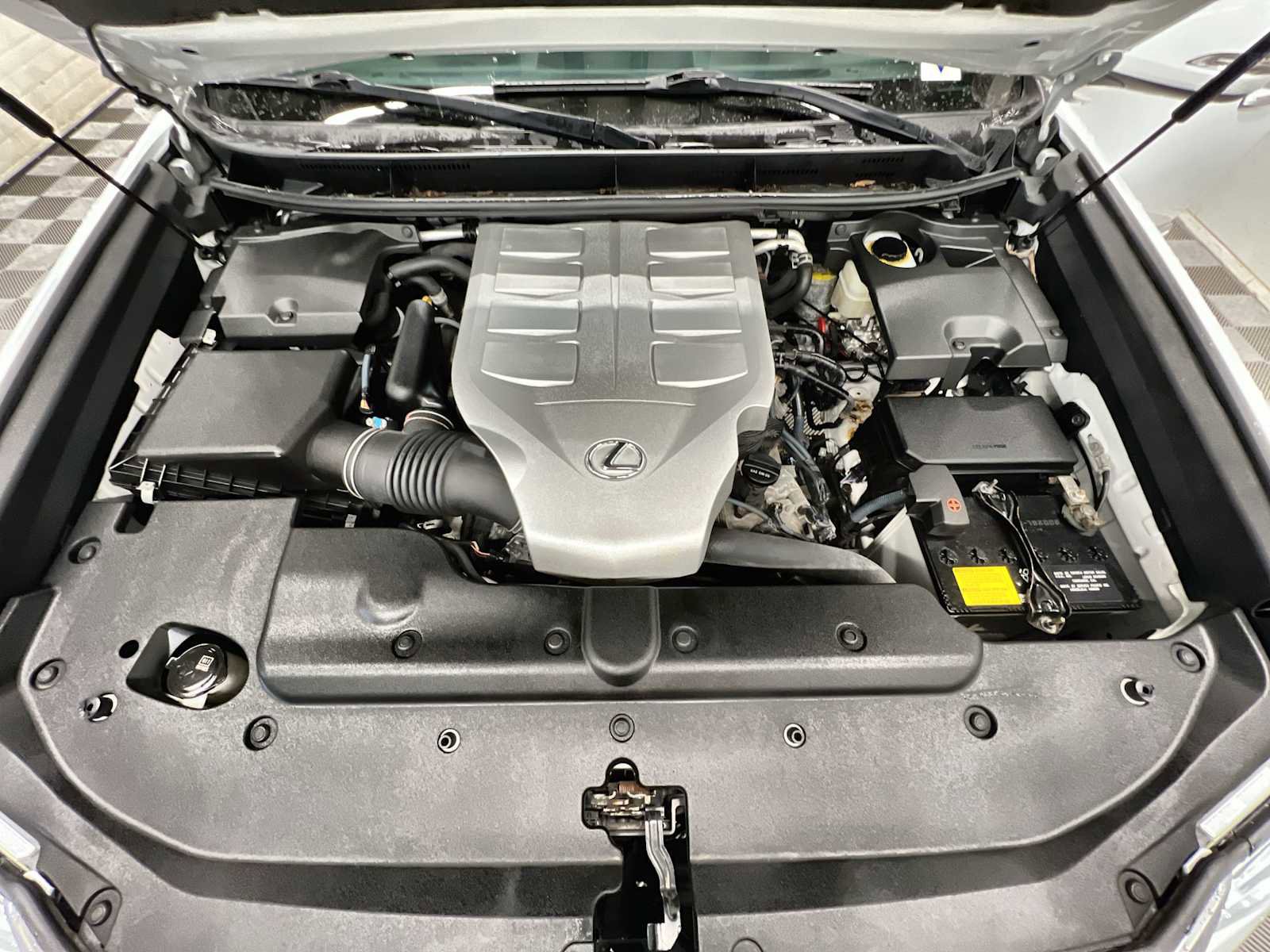 Used 2016 Lexus GX 460 image 18