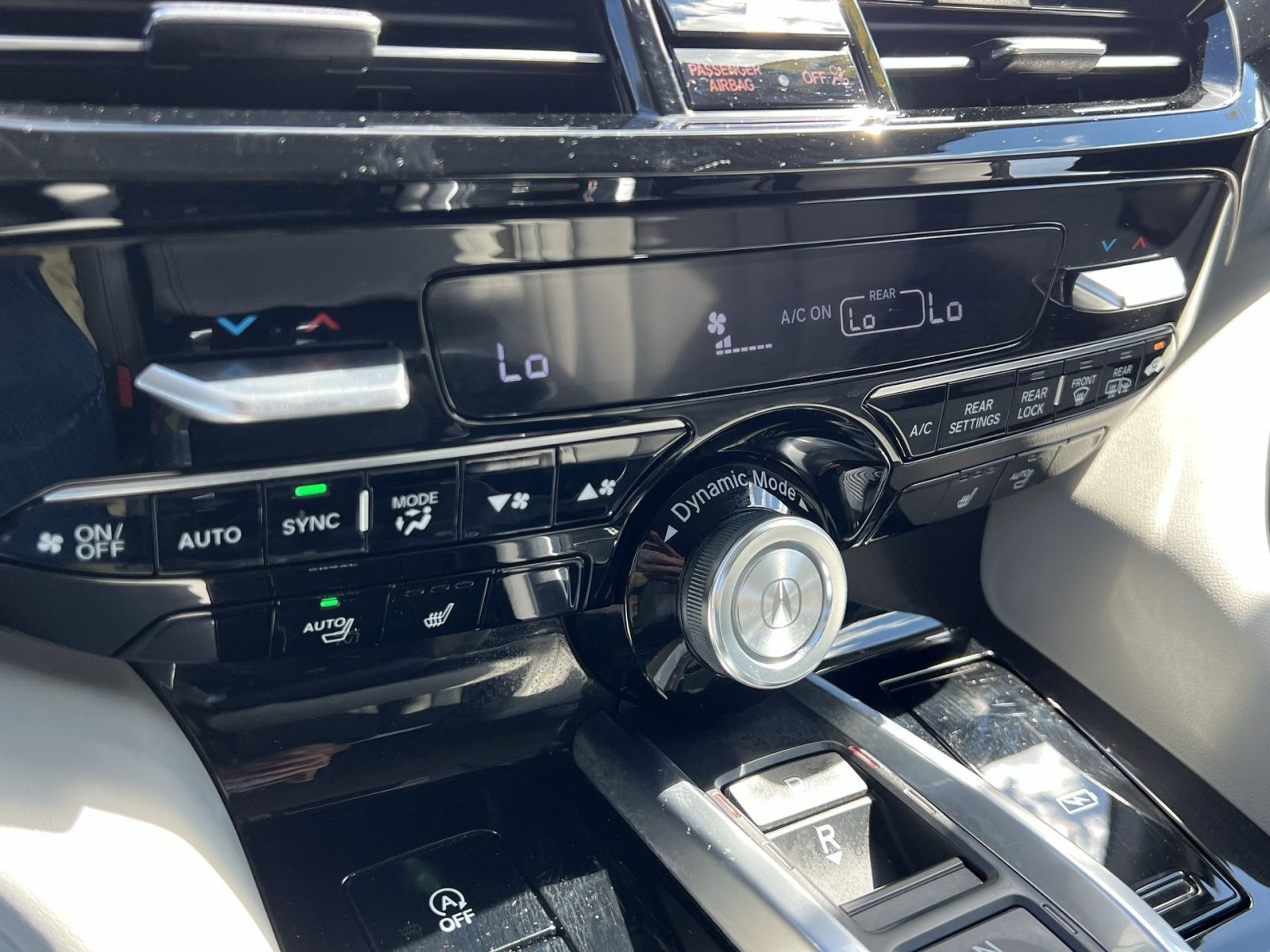 Certified 2024 Acura MDX w/ Technology Package AWD/4WD image 18