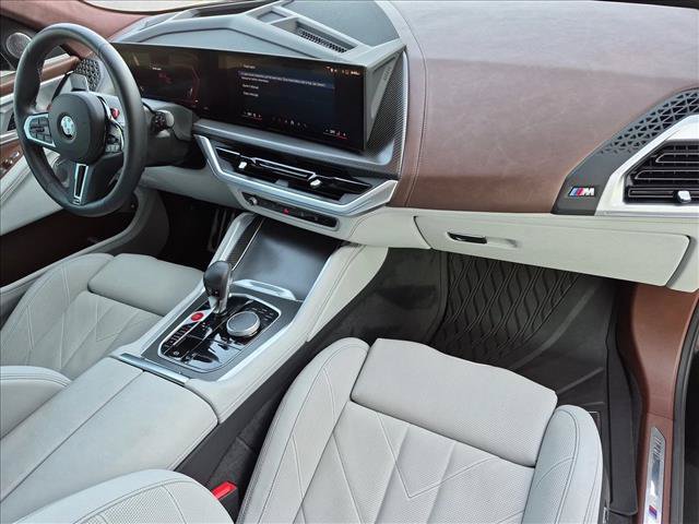 Certified 2025 BMW XM AWD/4WD image 22